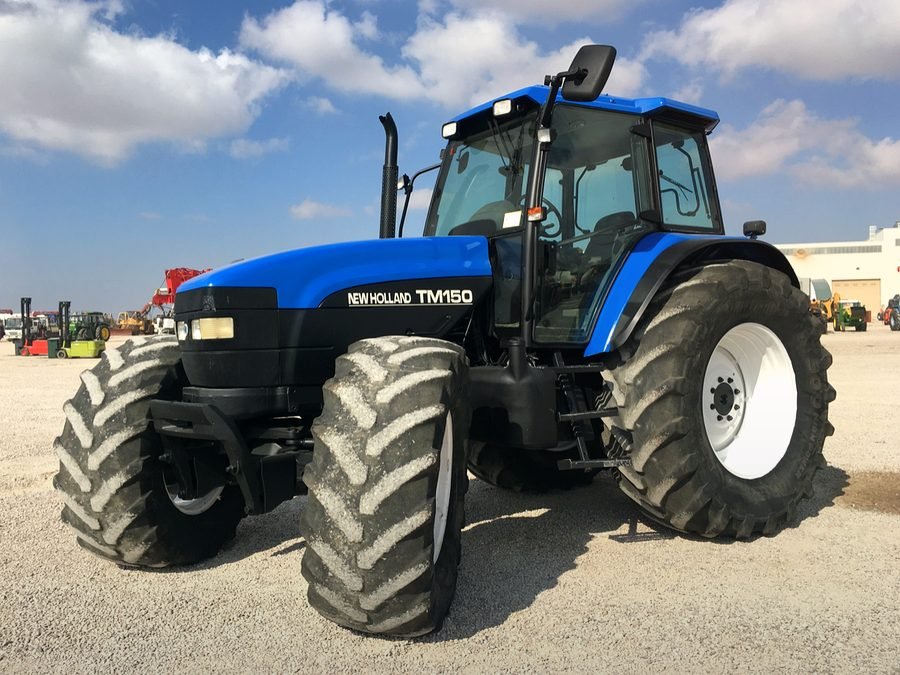 New Holland TM150